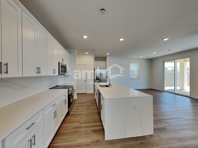 Building Photo - 6495 Rush Avenue
