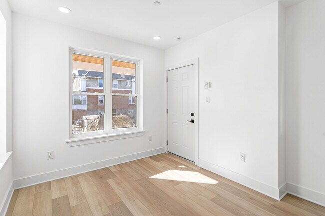 Building Photo - 1801 N 59th St