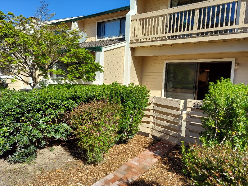 Primary Photo - 2142 Chianti Dr