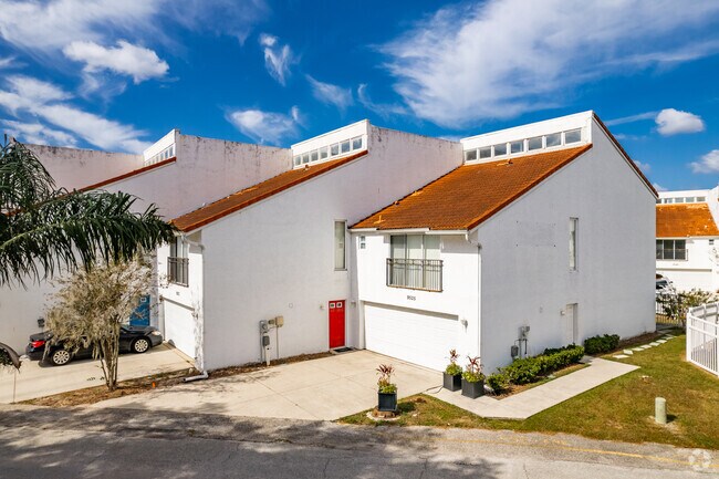 9420 Citrus Glen Pl Tampa, FL - 9420 Citrus Glen Pl