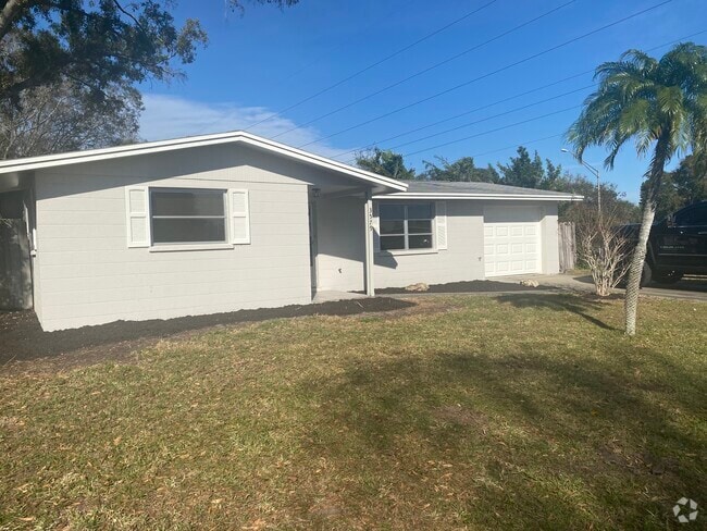 Building Photo - 3579 Osage Ter