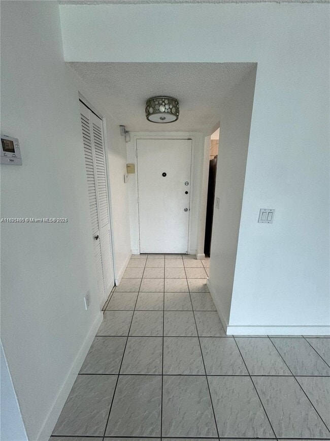 Foto del edificio - 7787 SW 86th St