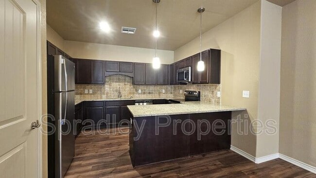 Building Photo - 1241 Jasmine Dr