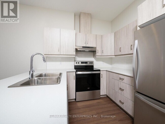 Photo du bâtiment - 845-845 2nd Ave E