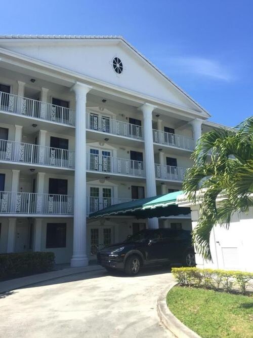 2581 Village Blvd, West Palm Beach, FL 33409 Condo for Rent in West