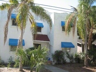 Primary Photo - 3214 W Santiago St