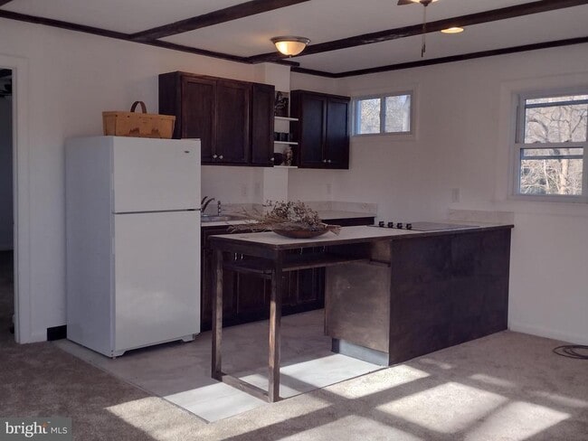 Foto del edificio - 131 N Main St