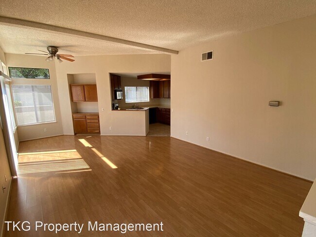 Foto del edificio - 3 br, 2.5 bath House - 5 Blackbird Lane