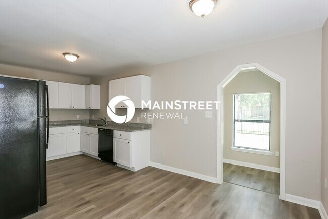 Foto del edificio - 4 Bedroom Pet-Friendly Home in Houston, TX with Main Street Renewal