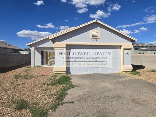 Foto del edificio - Spacious 3-Bed / 2-Bath Home in Central Tu...