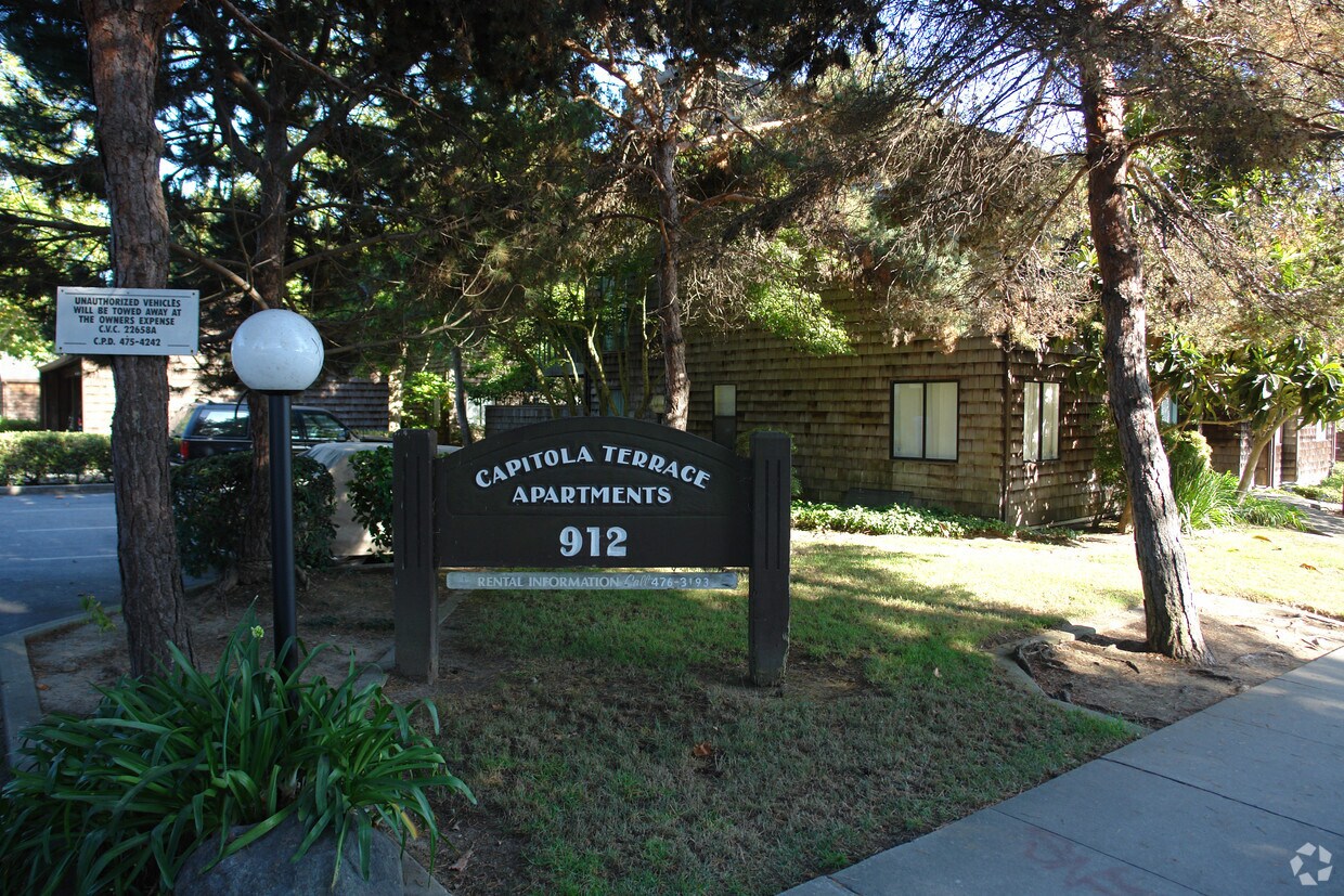 Foto del edificio - Capitola Terrace Apartments