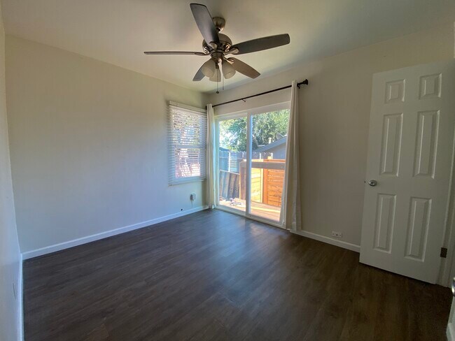 Dormitorio - 4247 Cartagena Dr