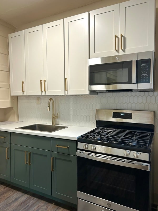 Building Photo - 2750 Broadway Ave