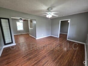 Building Photo - 112 E Acres Dr SE