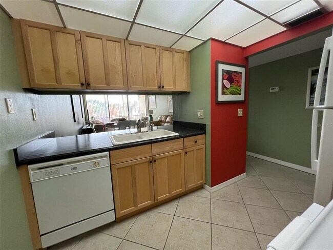 Building Photo - 14130 Rosemary Ln