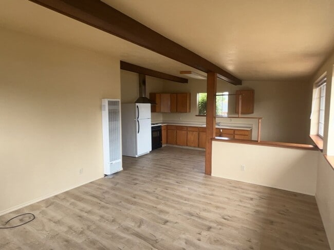 Building Photo - 3-Bedroom home on quiet Myrtle Town street
