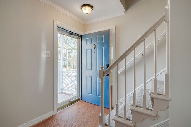 Foto del edificio - Beautiful 4 Bedroom 3 Bathroom Home in North Chesterfield ***Available Early April***