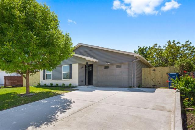 Primary Photo - 1418 High Meadow Dr