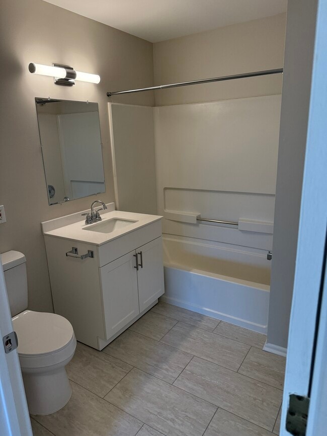 Foto del edificio - Woods at King George Apartments