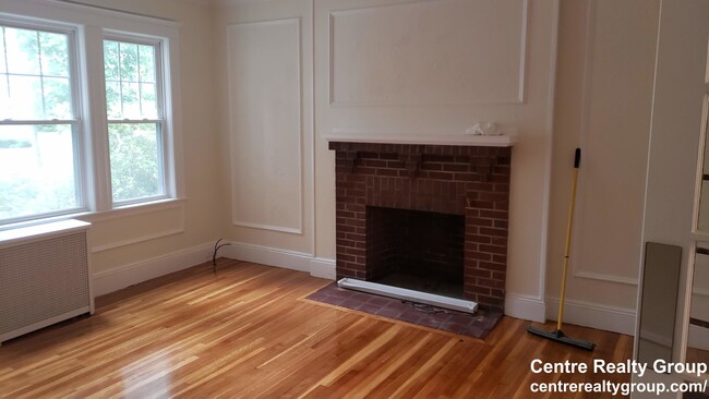 Building Photo - 248 Winchester St