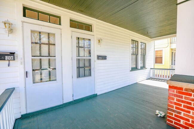 Foto del edificio - Spacious apartment for rent in Portsmouth ...