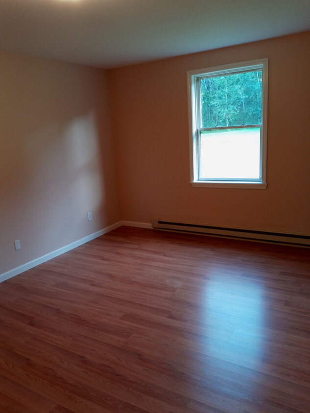 Primary Photo - 6300 W Port Bay Rd