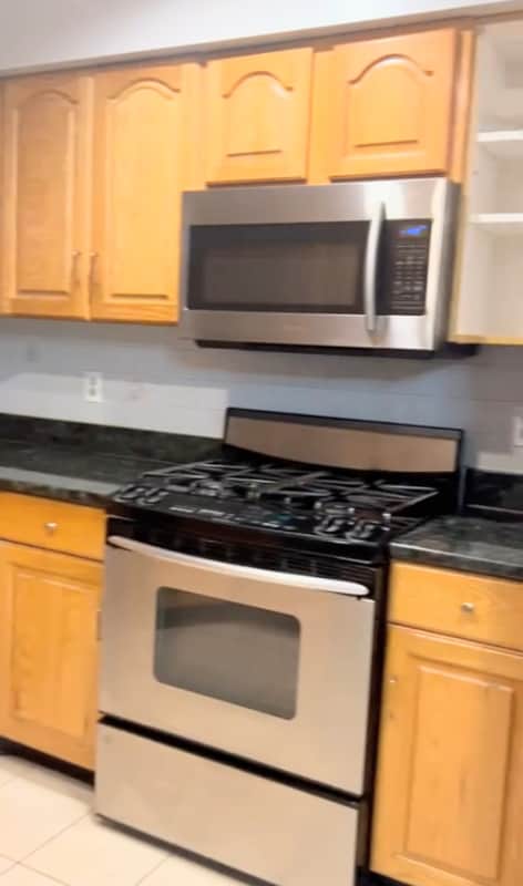 Building Photo - 1 Jabez St