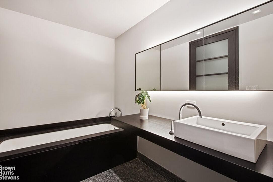 Primary Photo - Best Deal Luxury Alcove Studio!