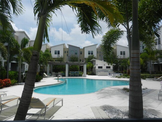 Foto del edificio - 1221 25th Ln N