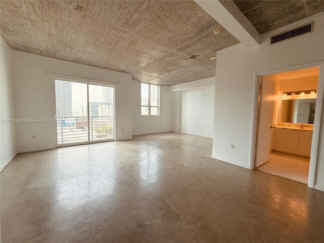 Foto del edificio - 234 NE 3rd St