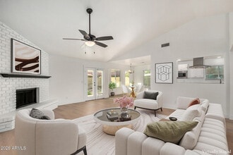 Building Photo - 443 E Meadows Ln