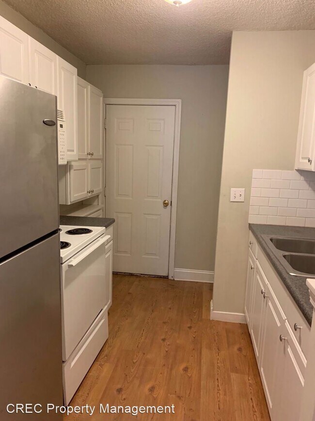 Building Photo - 2 br, 1 bath House - 921 Simmons Avenue  A