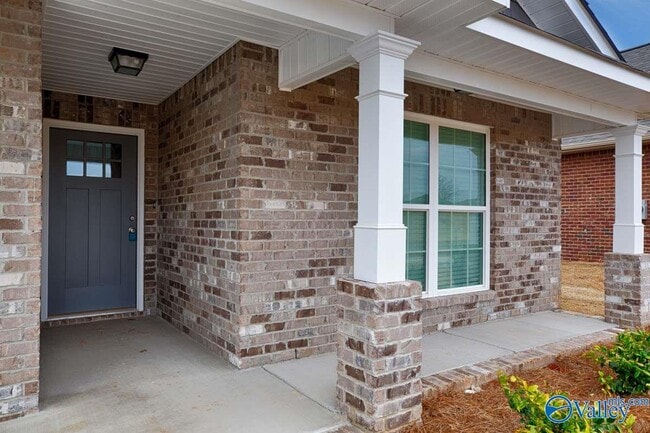 Building Photo - 381 McCollum Rd