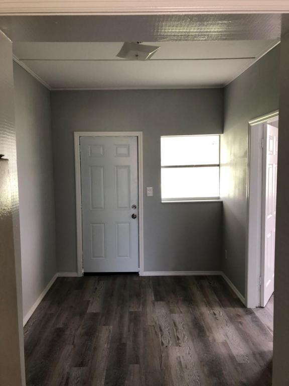 Foto del edificio - 408 SW 2ND STREET