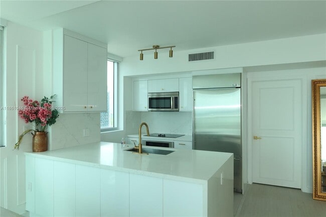Foto del edificio - 500 Brickell Ave