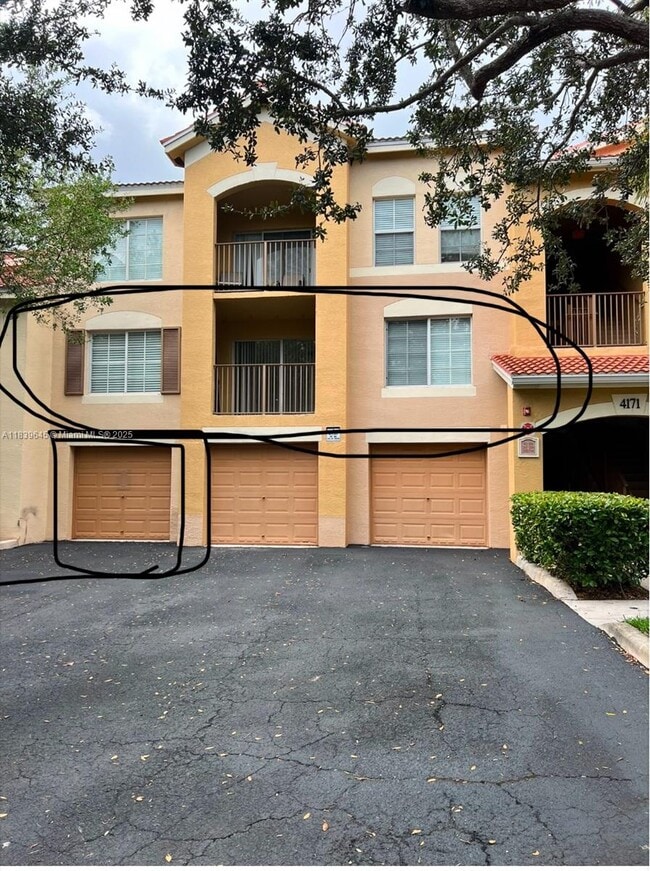 Building Photo - 4171 San Marino Blvd