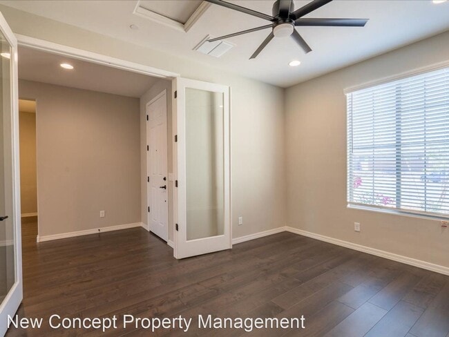 Building Photo - 4 br, 3.5 bath House - 13392 E Knipe Pl