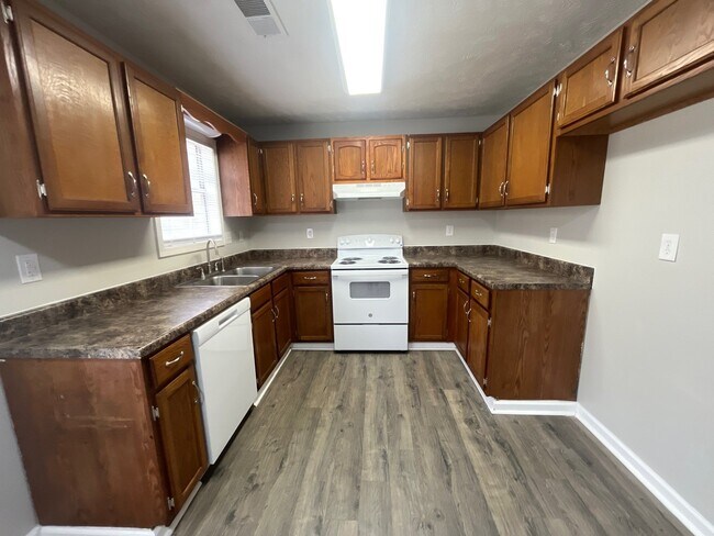 Foto del edificio - 197 Stratford Ln