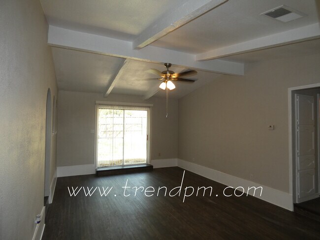 Building Photo - 6625 Richardson Dr