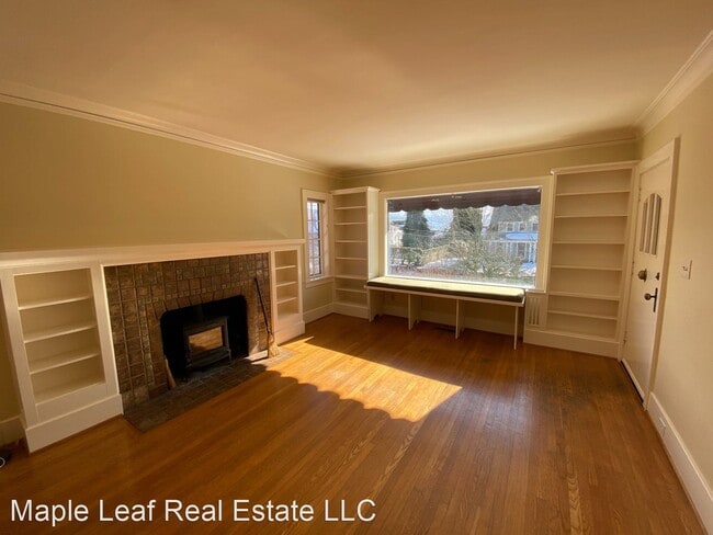 Building Photo - 4 br, 1 bath House - 842 NE 83rd St