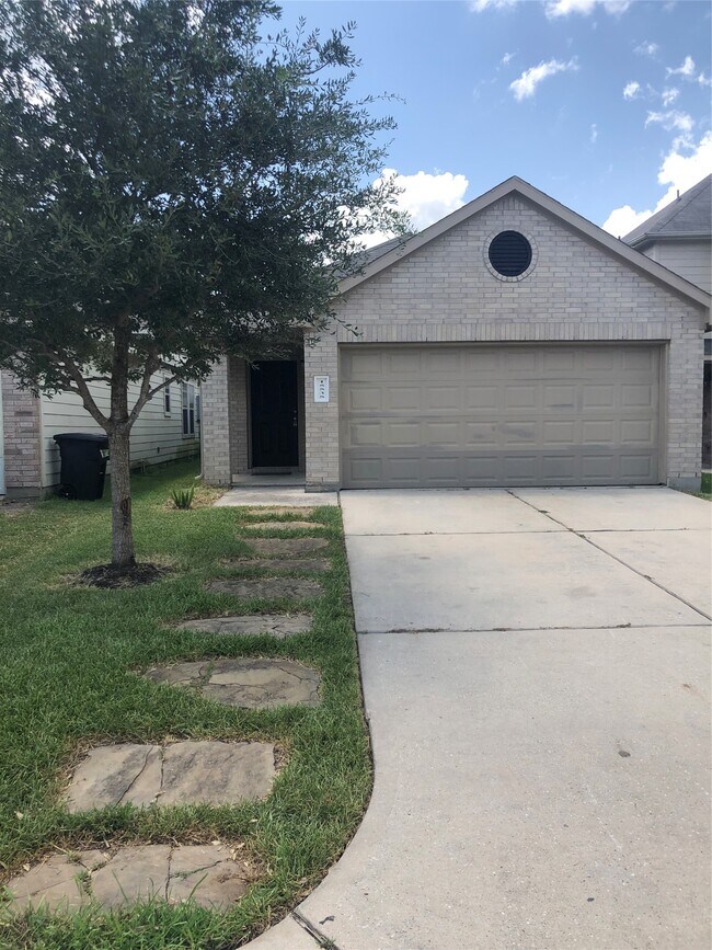 Building Photo - 15535 Kiplands Bend Dr