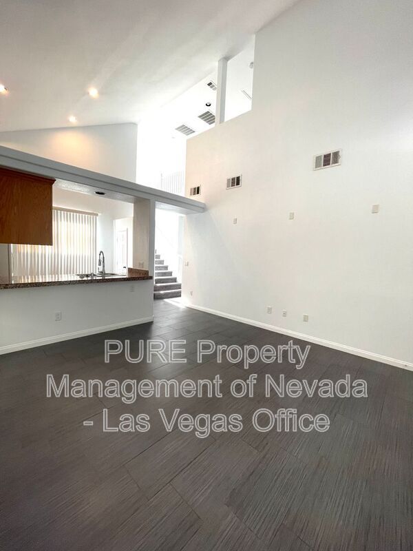 Foto del edificio - 7556 Alexander Hill St