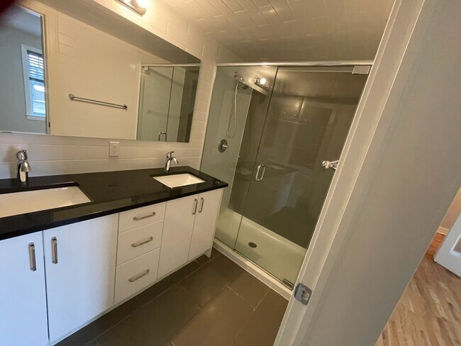 Building Photo - 54 Sweetnam Dr