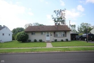 Building Photo - 15 W William Dr