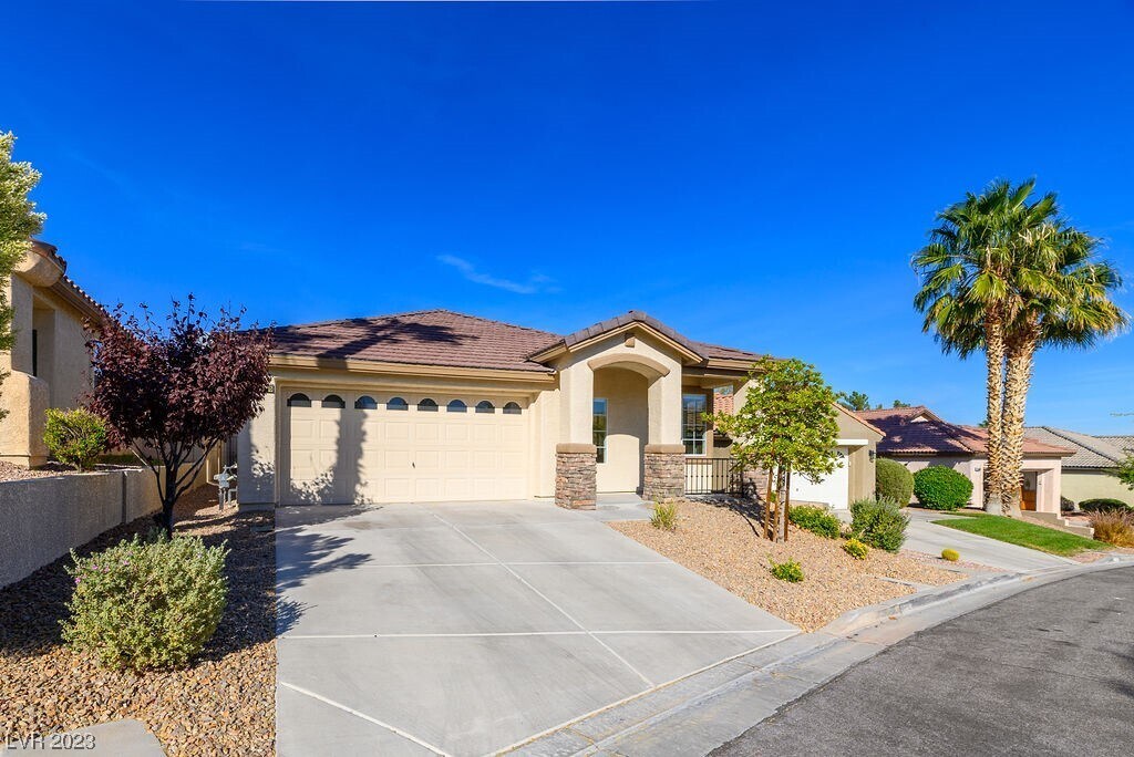 Primary Photo - 10676 Huntington Hills Dr