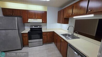 Building Photo - 11188 Royal Palm Blvd