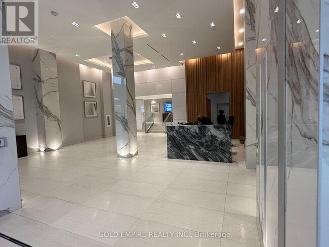 Building Photo - 20 Shore Breeze Dr