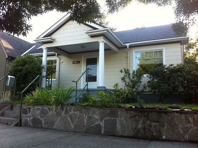 Foto del edificio - 4811 NE 31st Ave