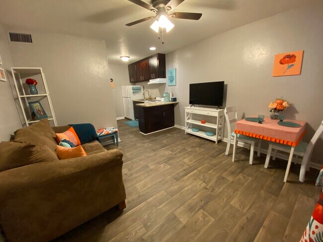 Foto del edificio - Suites on 6th