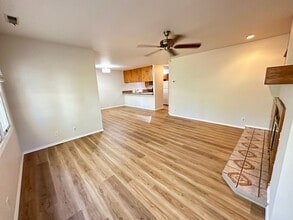Building Photo - 8238 N Village Dr